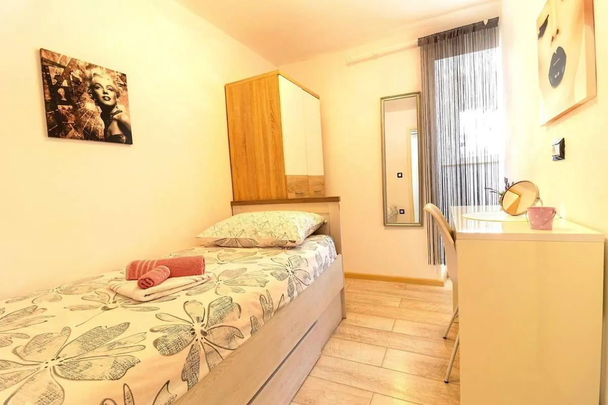 Apartman Marina Pula Apartment