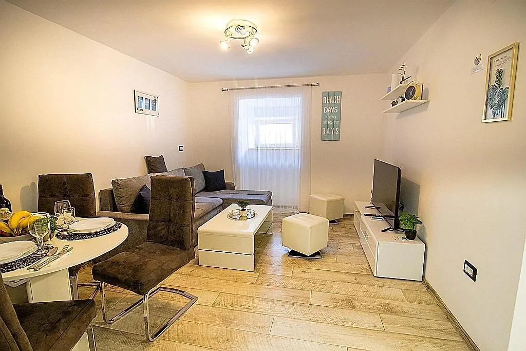 Apartment Apartman Marina Pula